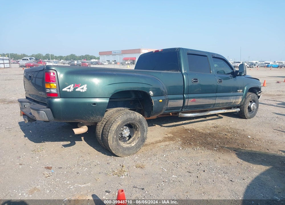 2002 CHEVROLET SILVERADO 3500 LS VIN: 1GCJK33G82F191482