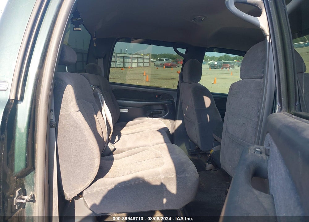 2002 CHEVROLET SILVERADO 3500 LS VIN: 1GCJK33G82F191482