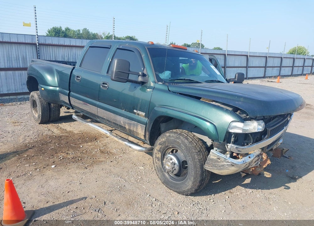 2002 CHEVROLET SILVERADO 3500 LS VIN: 1GCJK33G82F191482
