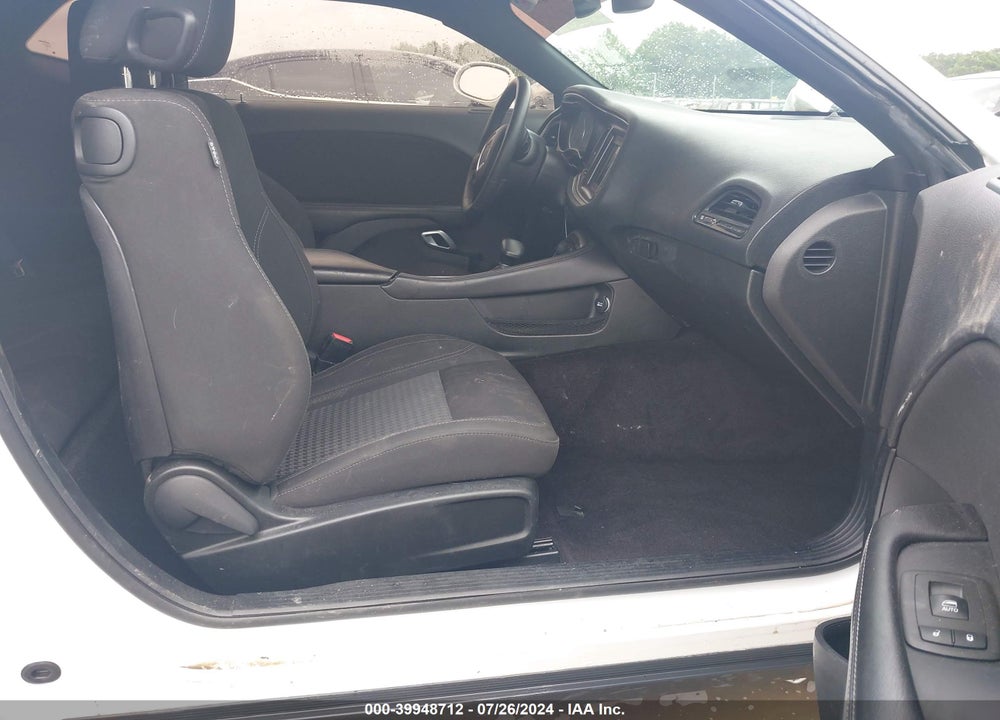 2018 DODGE CHALLENGER SXT VIN: 2C3CDZAG2JH317801