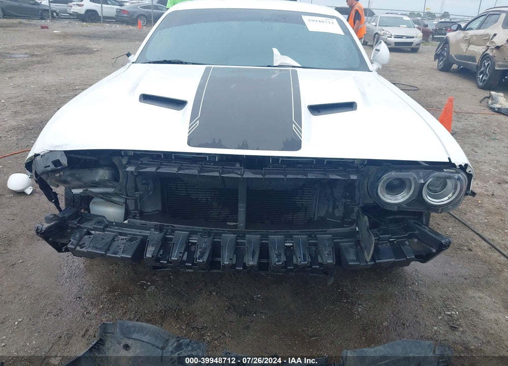 2018 DODGE CHALLENGER SXT VIN: 2C3CDZAG2JH317801