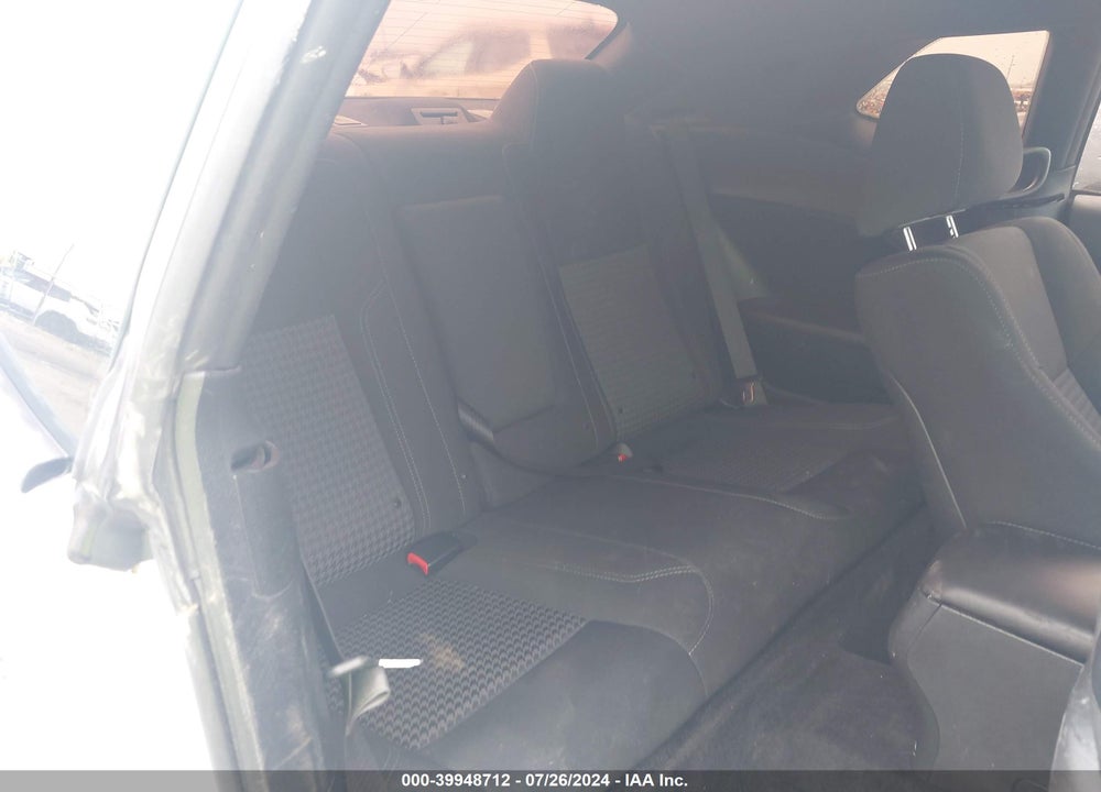 2018 DODGE CHALLENGER SXT VIN: 2C3CDZAG2JH317801