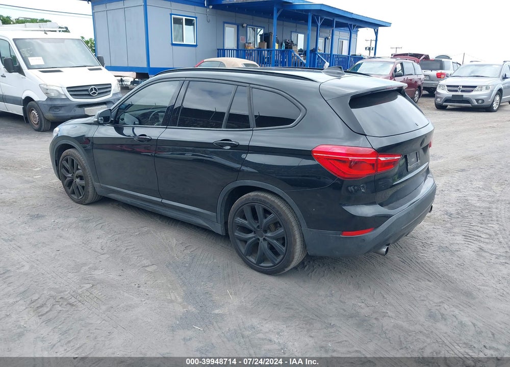 2017 BMW X1 XDRIVE28I VIN: WBXHT3C35H5F83526
