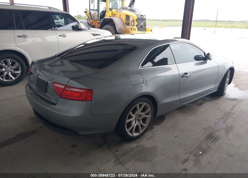 2010 AUDI A5 2.0T PREMIUM VIN: WAUCFAFR1AA065553