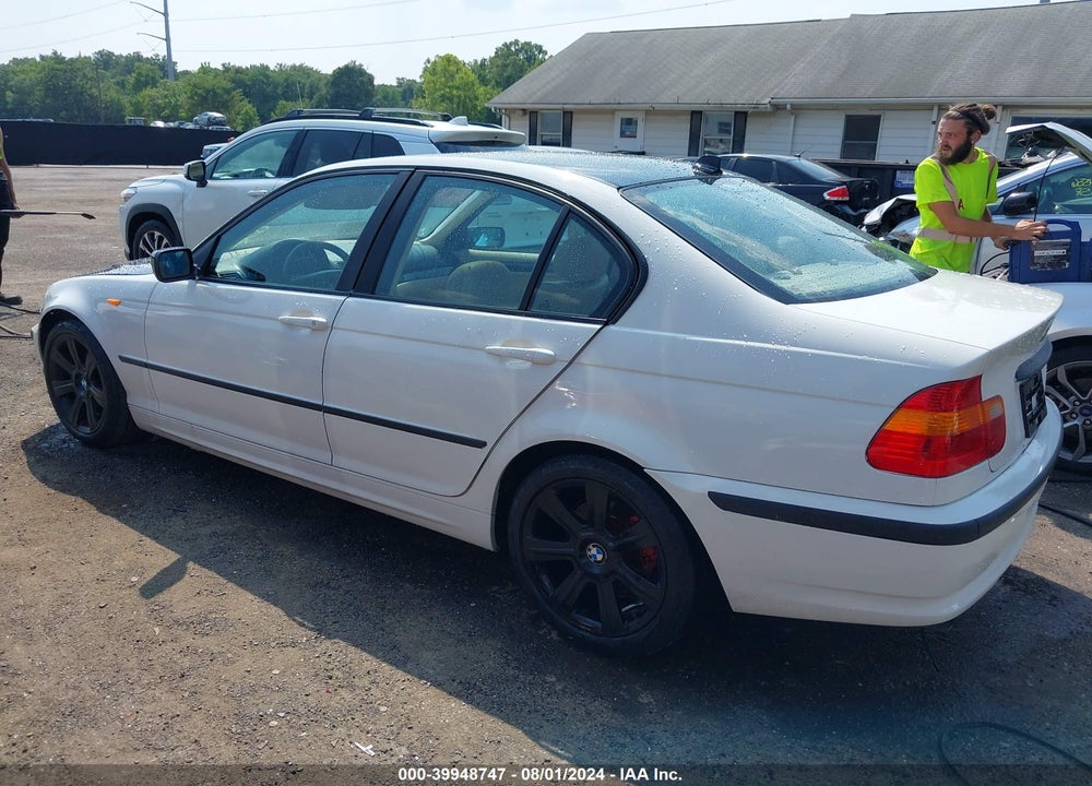 2004 BMW 325I VIN: WBAAZ33404KP87808