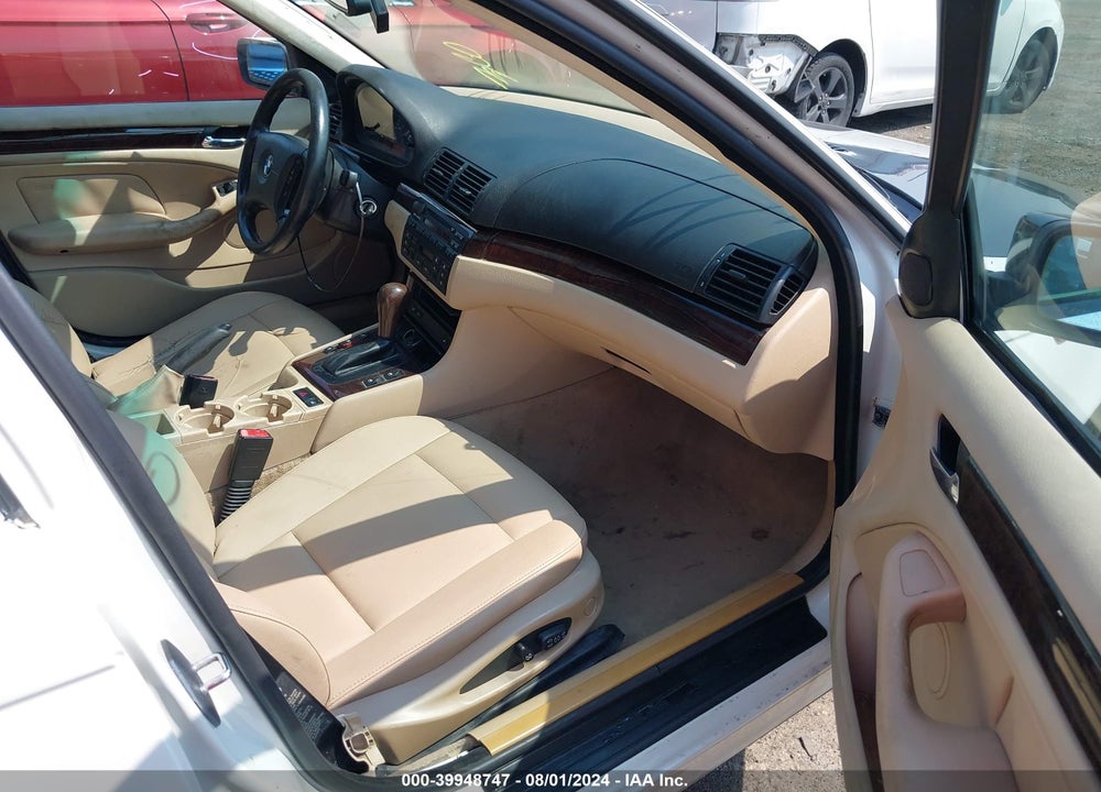 2004 BMW 325I VIN: WBAAZ33404KP87808