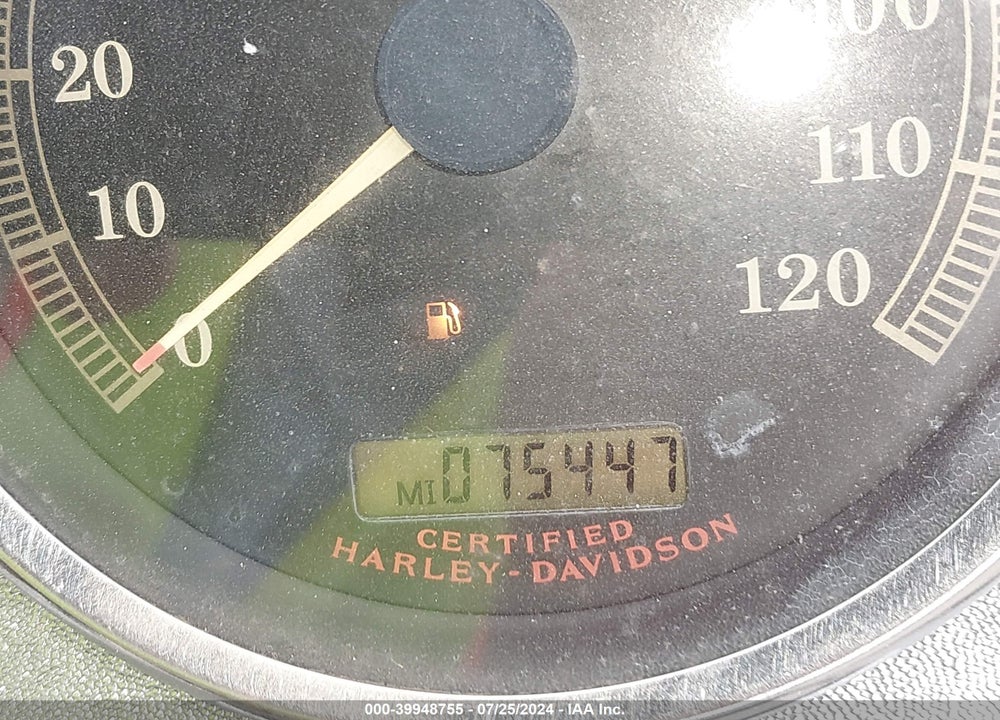 2004 HARLEY-DAVIDSON FLSTCI VIN: 1HD1BWB104Y086827