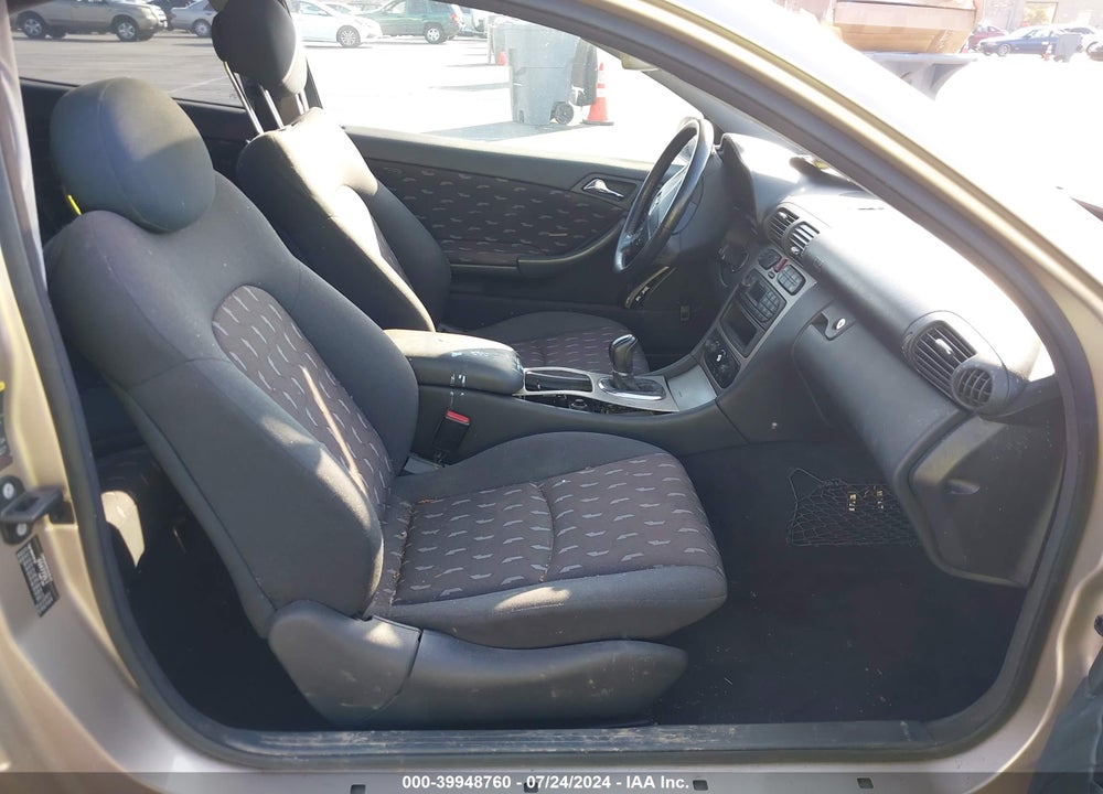 2002 MERCEDES-BENZ C 230 VIN: WDBRN47J92A251349