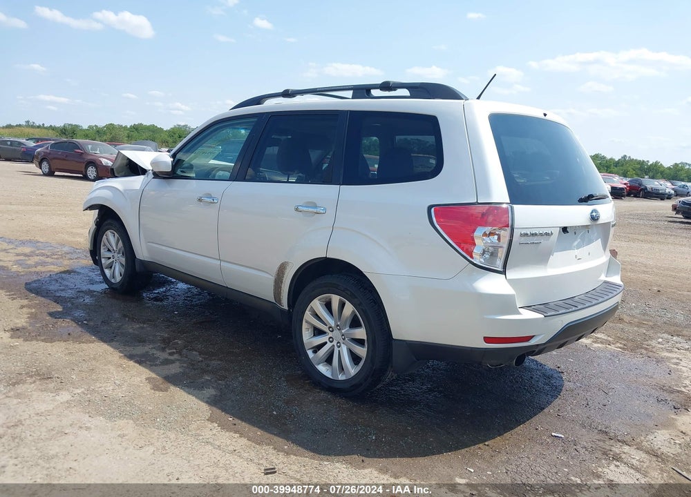 2011 SUBARU FORESTER 2.5X PREMIUM VIN: JF2SHBDC7BH749322