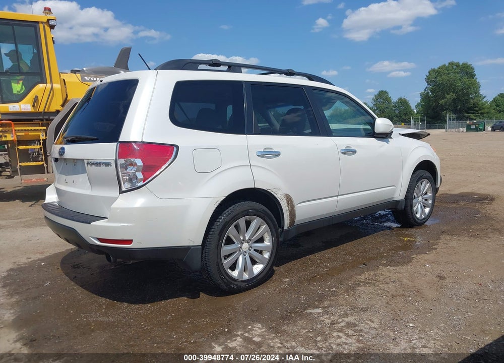 2011 SUBARU FORESTER 2.5X PREMIUM VIN: JF2SHBDC7BH749322