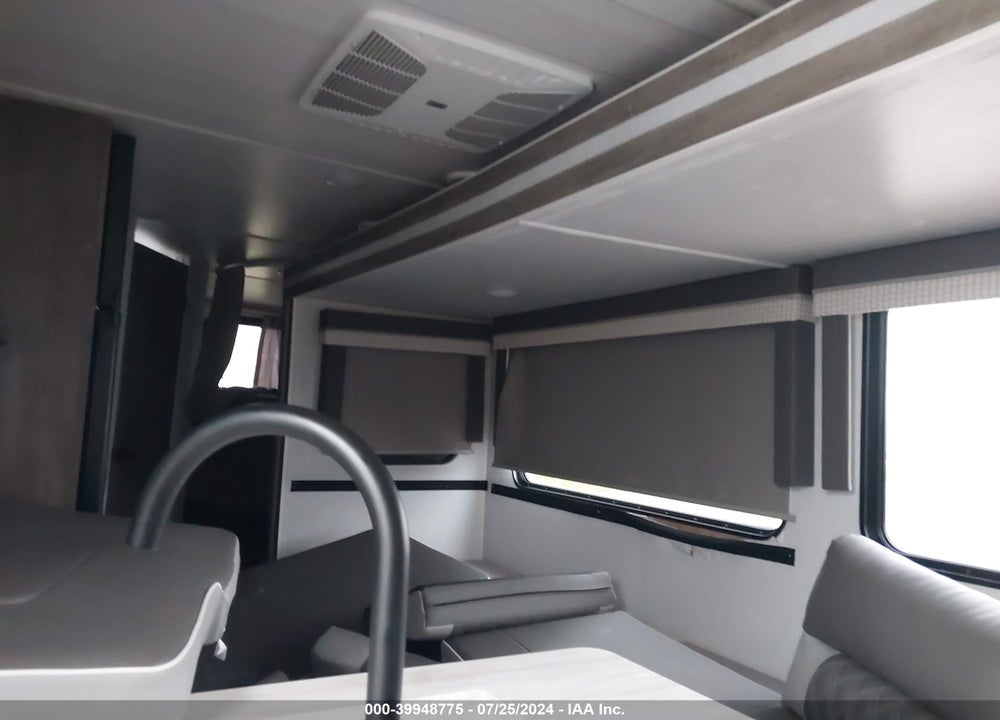 2022 SALEM --- VIN: 4X4TSMB2XN7429815
