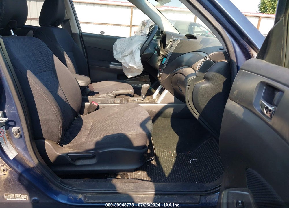 2011 SUBARU FORESTER 2.5X PREMIUM VIN: JF2SHADC1BH733630