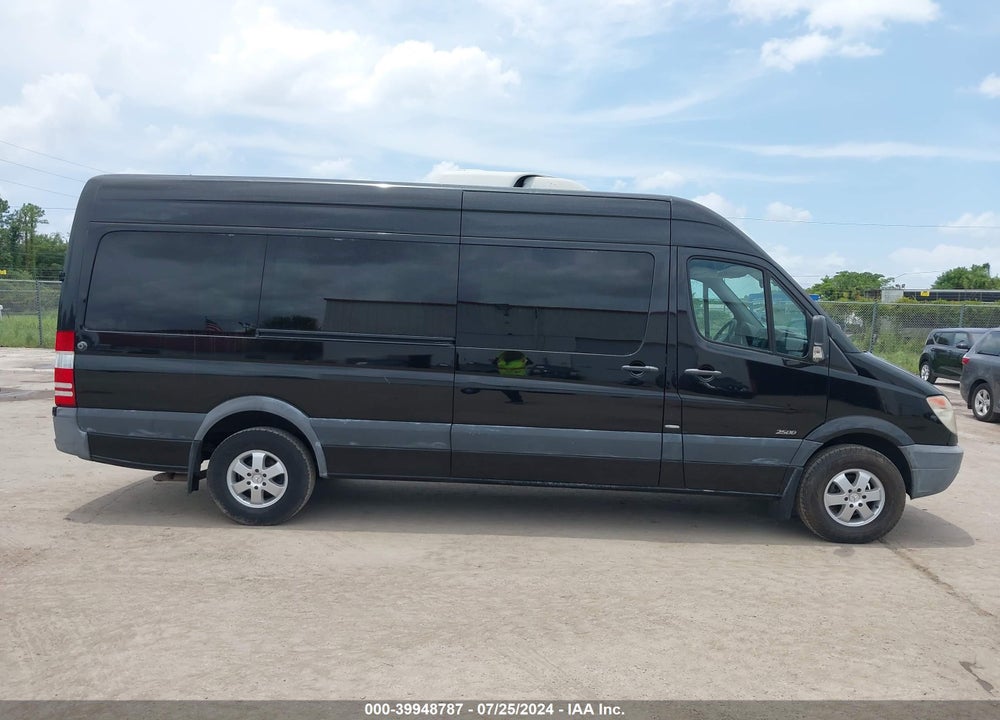 2011 MERCEDES-BENZ SPRINTER 2500 HIGH ROOF VIN: WDZPE8CC0B5589724
