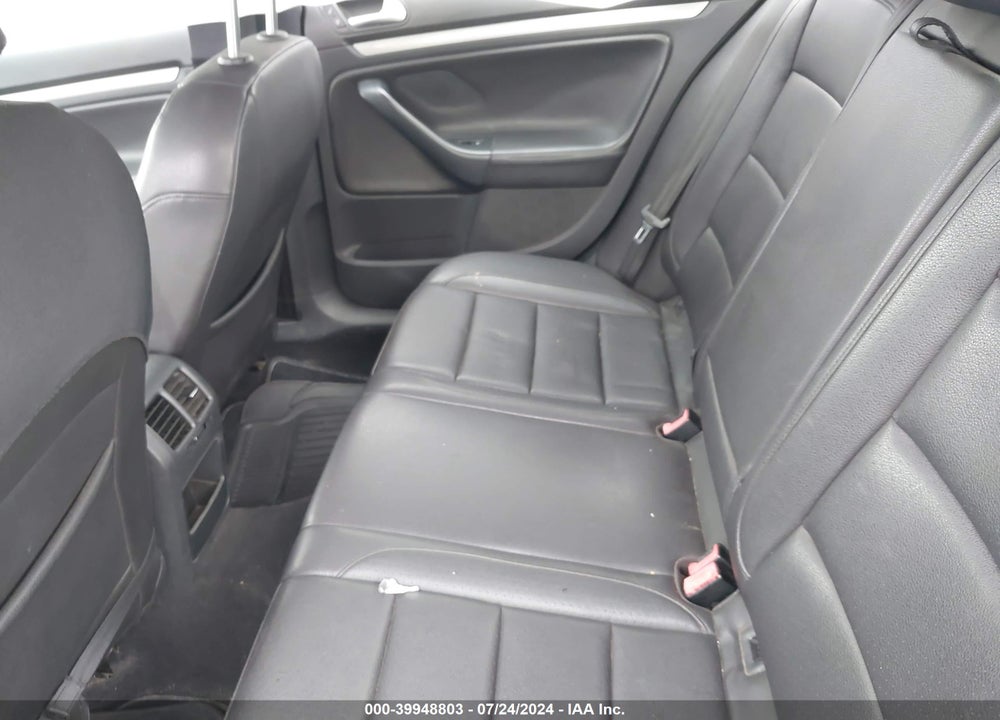 2010 VOLKSWAGEN JETTA LIMITED EDITION VIN: 3VWAZ7AJ9AM076497