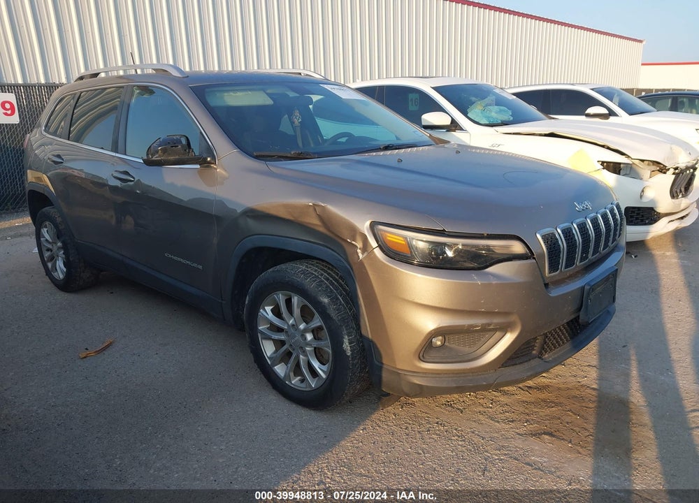 2019 JEEP CHEROKEE LATITUDE FWD VIN: 1C4PJLCB9KD114570