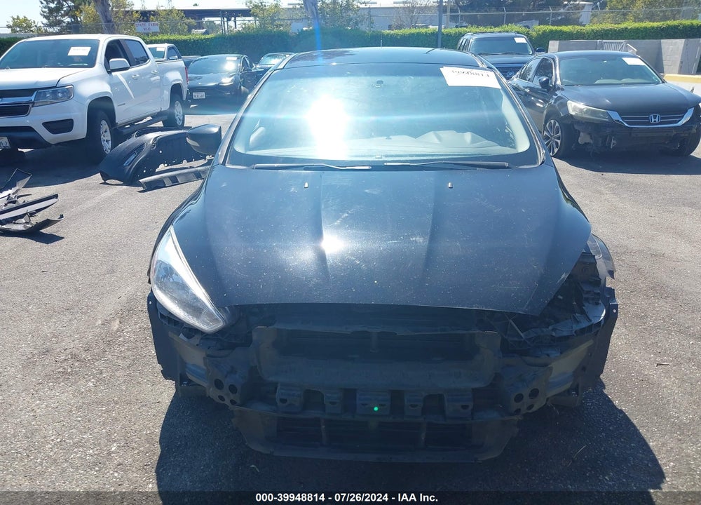 2016 FORD FOCUS SE VIN: 1FADP3K23GL227355
