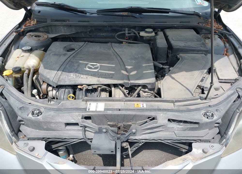 2005 MAZDA 3 S VIN: JM1BK343851218052