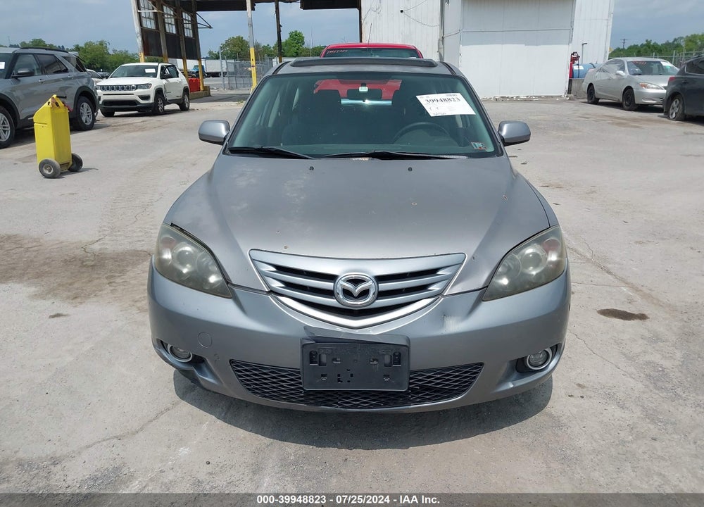 2005 MAZDA 3 S VIN: JM1BK343851218052