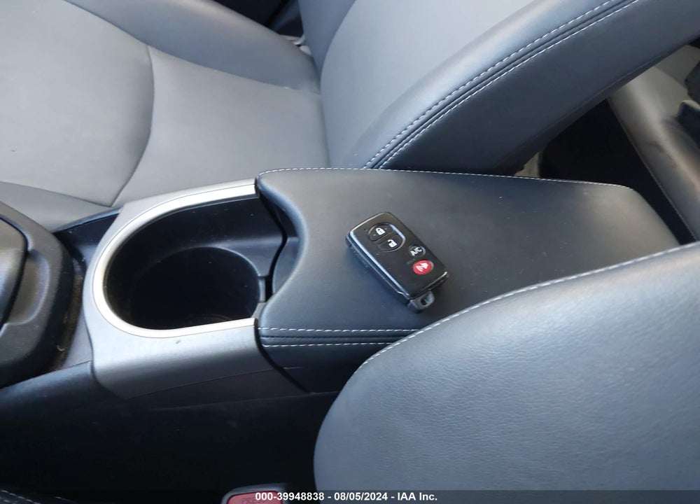 2014 TOYOTA PRIUS PLUG-IN ADVANCED VIN: JTDKN3DP2E3064470