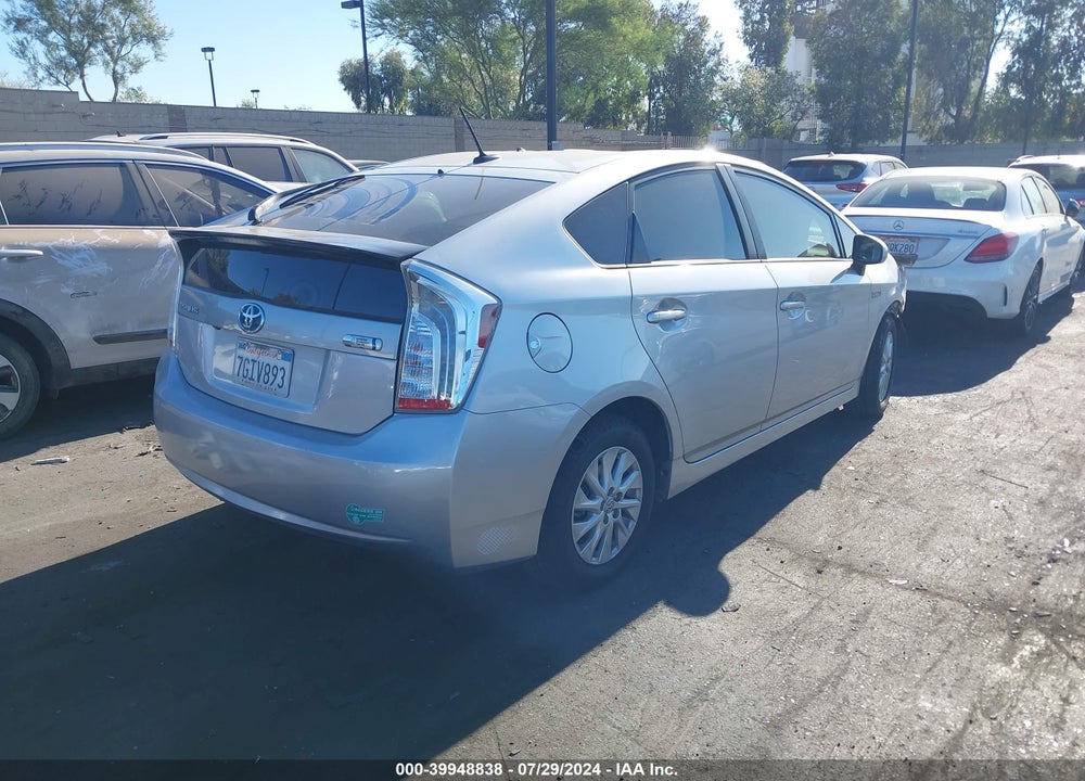 2014 TOYOTA PRIUS PLUG-IN ADVANCED VIN: JTDKN3DP2E3064470