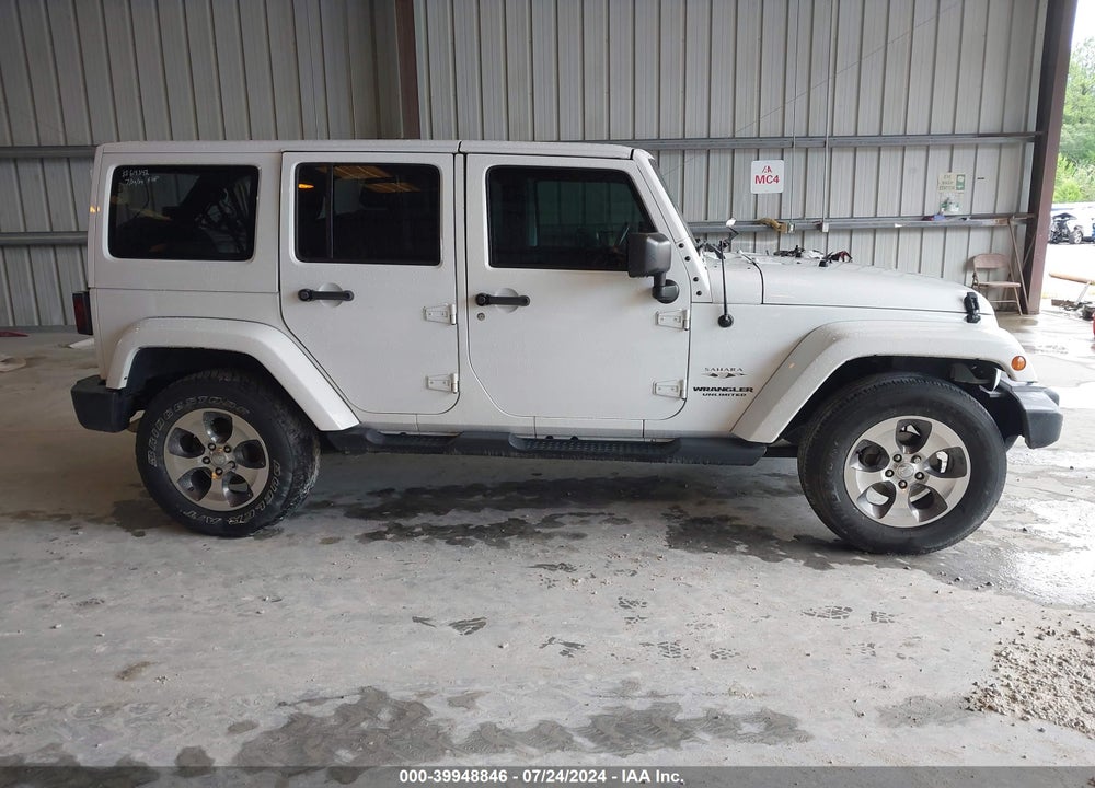 2017 JEEP WRANGLER UNLIMITED SAHARA 4X4 VIN: 1C4BJWEG3HL597489