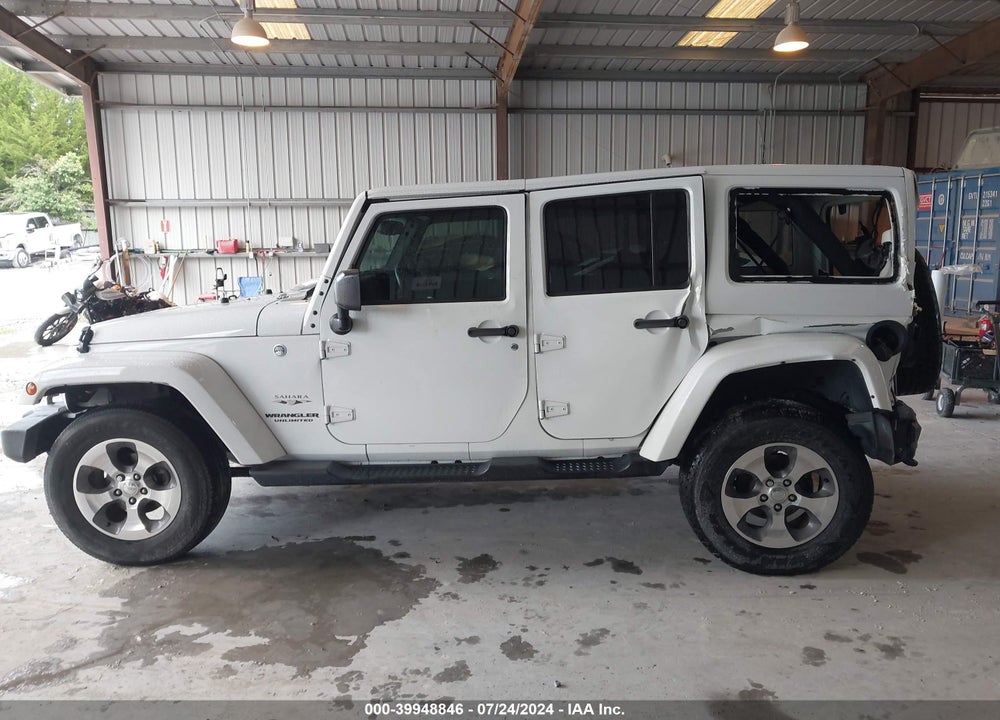 2017 JEEP WRANGLER UNLIMITED SAHARA 4X4 VIN: 1C4BJWEG3HL597489