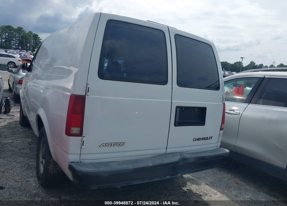 2000 CHEVROLET ASTRO VIN: 1GCDM19W5YB169336