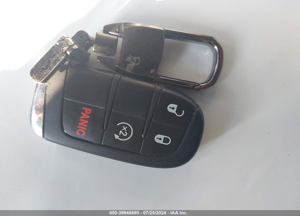2019 JEEP RENEGADE LATITUDE 4X4 VIN: ZACNJBBB0KPK71714