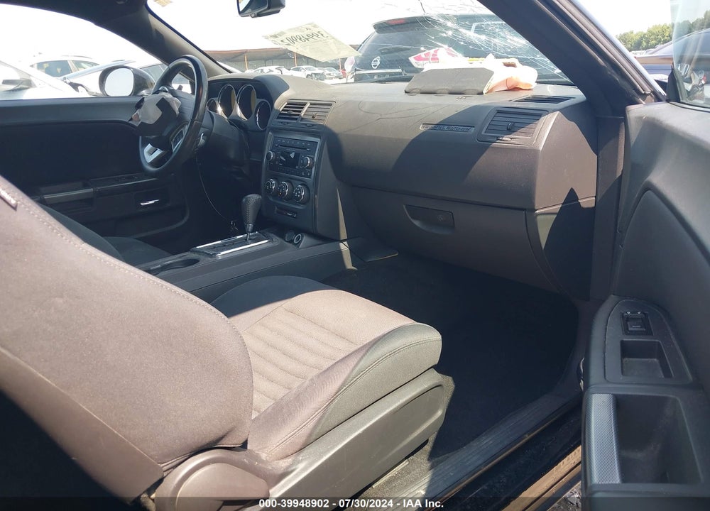 2014 DODGE CHALLENGER R/T VIN: 2C3CDYBT3EH176815