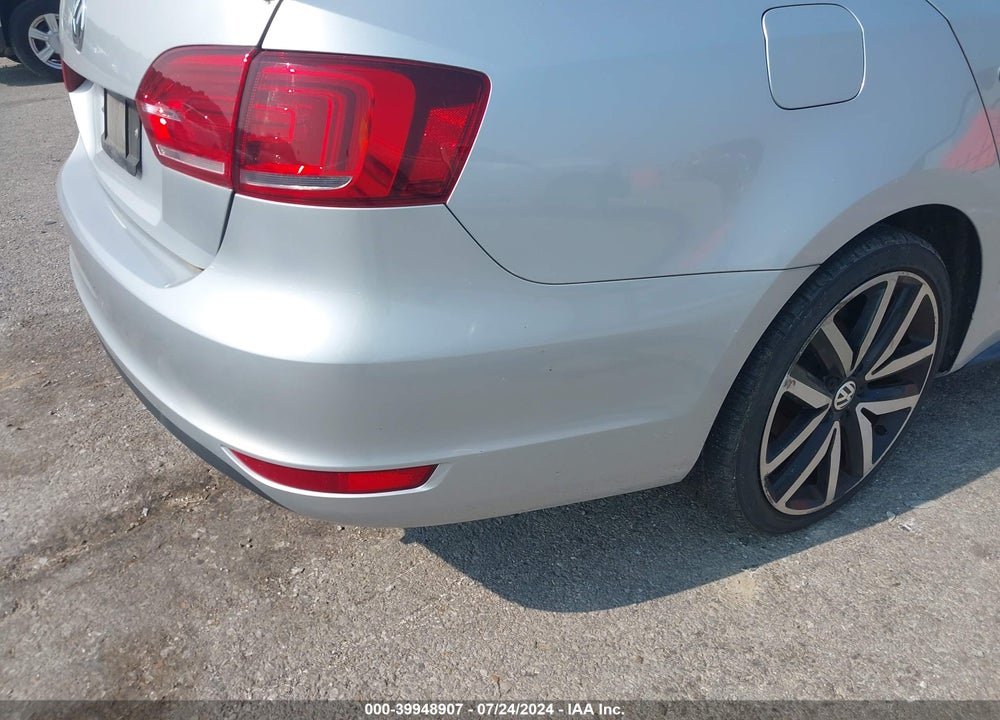 2014 VOLKSWAGEN JETTA GLI AUTOBAHN W/NAV VIN: 3VW4S7AJ8EM211203