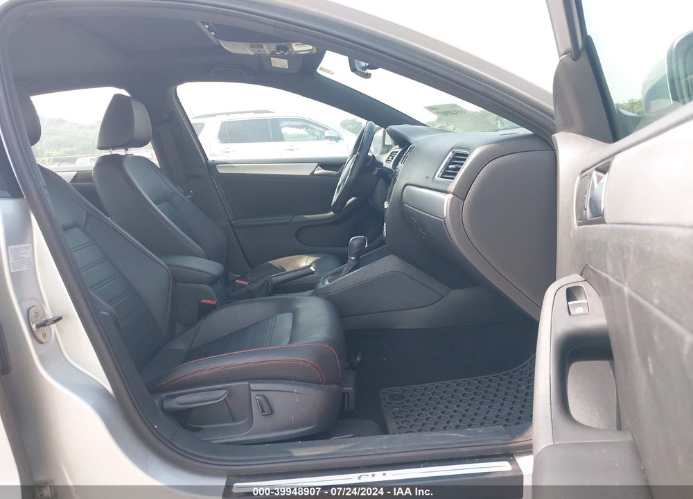 2014 VOLKSWAGEN JETTA GLI AUTOBAHN W/NAV VIN: 3VW4S7AJ8EM211203