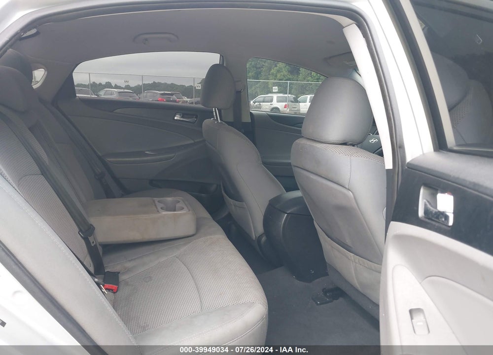 2014 HYUNDAI SONATA VIN: 5NPEB4AC2EH940181