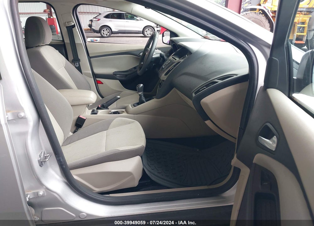 2013 FORD FOCUS SE VIN: 1FADP3F2XDL135486