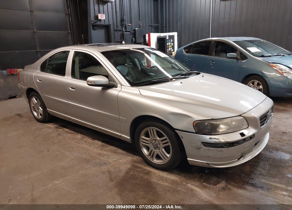 2007 VOLVO S60 2.5T VIN: YV1RS592372639369