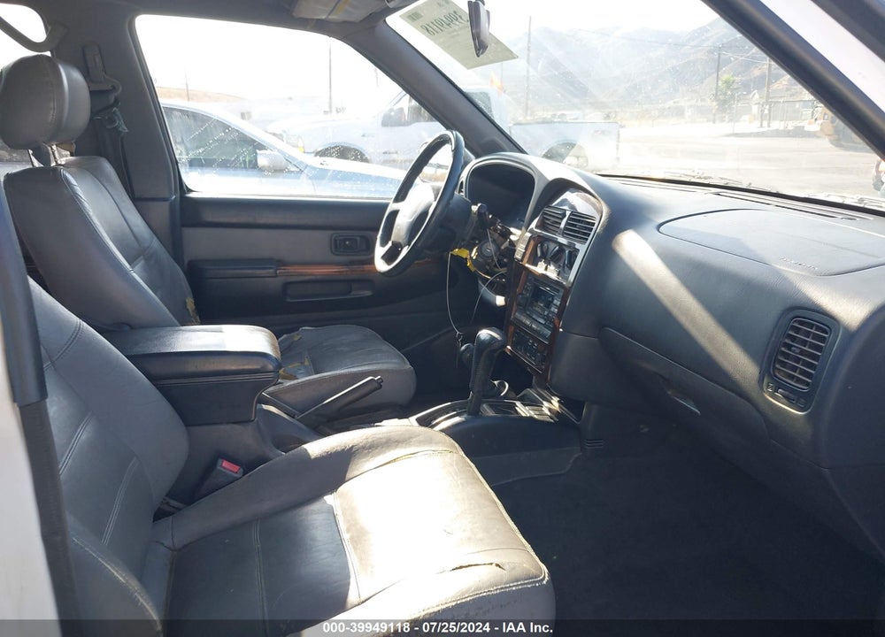 1997 NISSAN PATHFINDER LE/SE/XE VIN: JN8AR05Y9VW152375