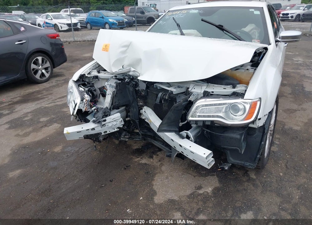 2014 CHRYSLER 300C AWD VIN: 2C3CCAKG1EH374242