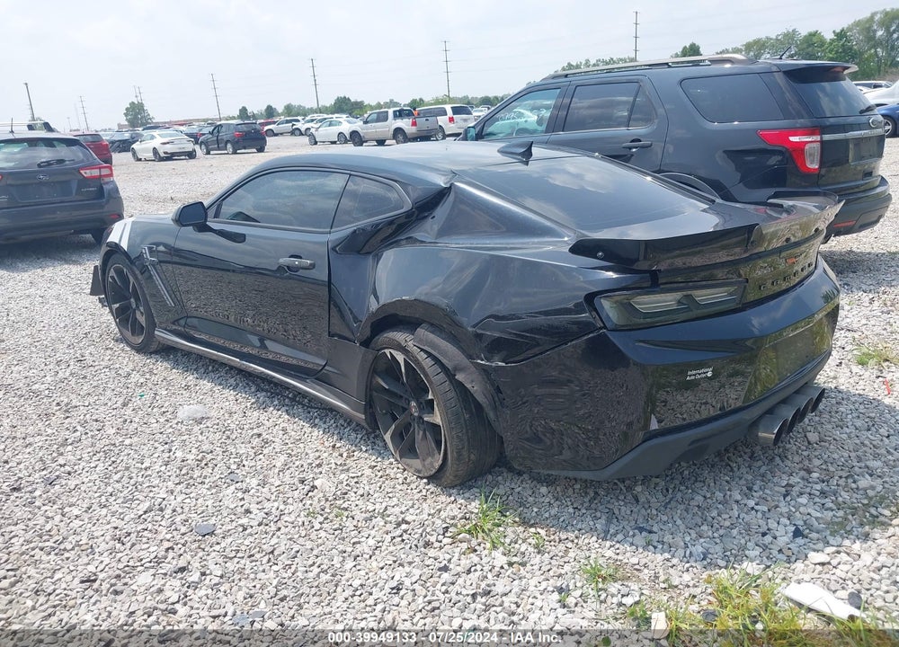 2017 CHEVROLET CAMARO 2LT VIN: 1G1FD1RS0H0154575