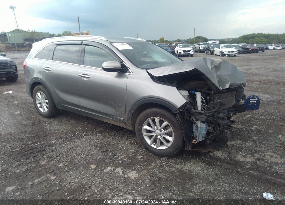 2018 KIA SORENTO 3.3L LX VIN: 5XYPGDA51JG367528