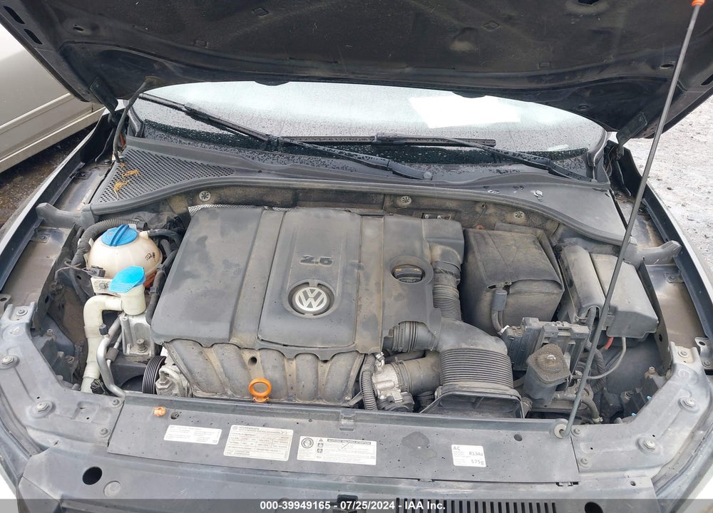 2012 VOLKSWAGEN PASSAT 2.5L SE VIN: 1VWBP7A34CC107929