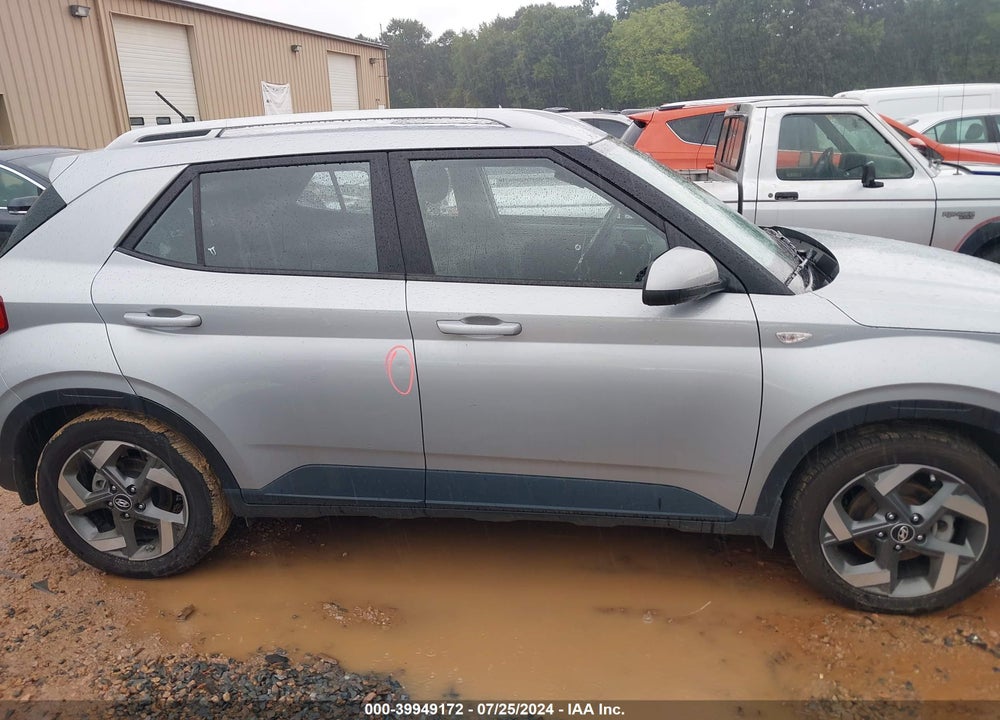 2023 HYUNDAI VENUE SEL VIN: KMHRC8A31PU222213