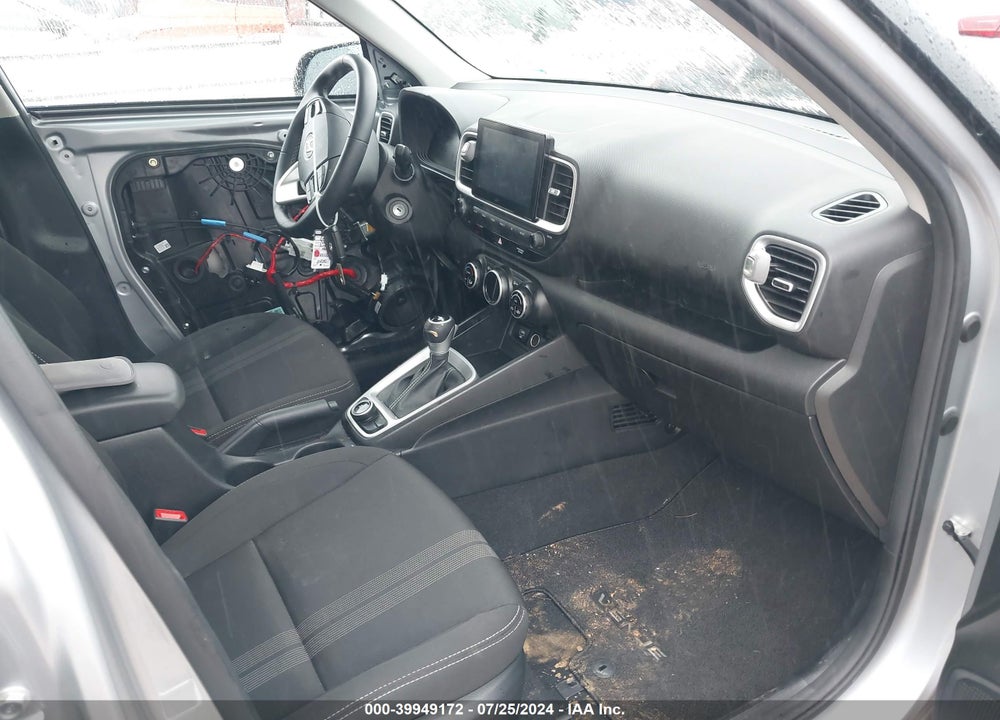 2023 HYUNDAI VENUE SEL VIN: KMHRC8A31PU222213