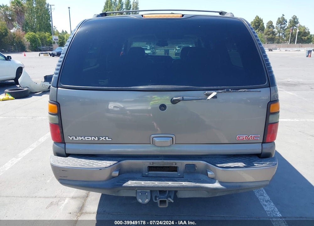 2005 GMC YUKON XL 1500 DENALI VIN: 1GKFK66U75J147567