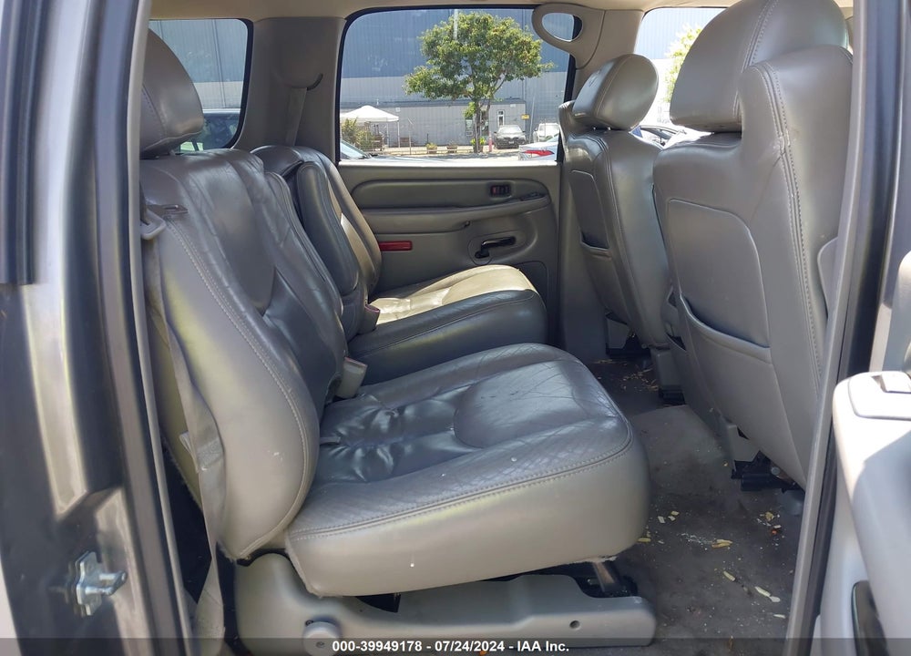 2005 GMC YUKON XL 1500 DENALI VIN: 1GKFK66U75J147567
