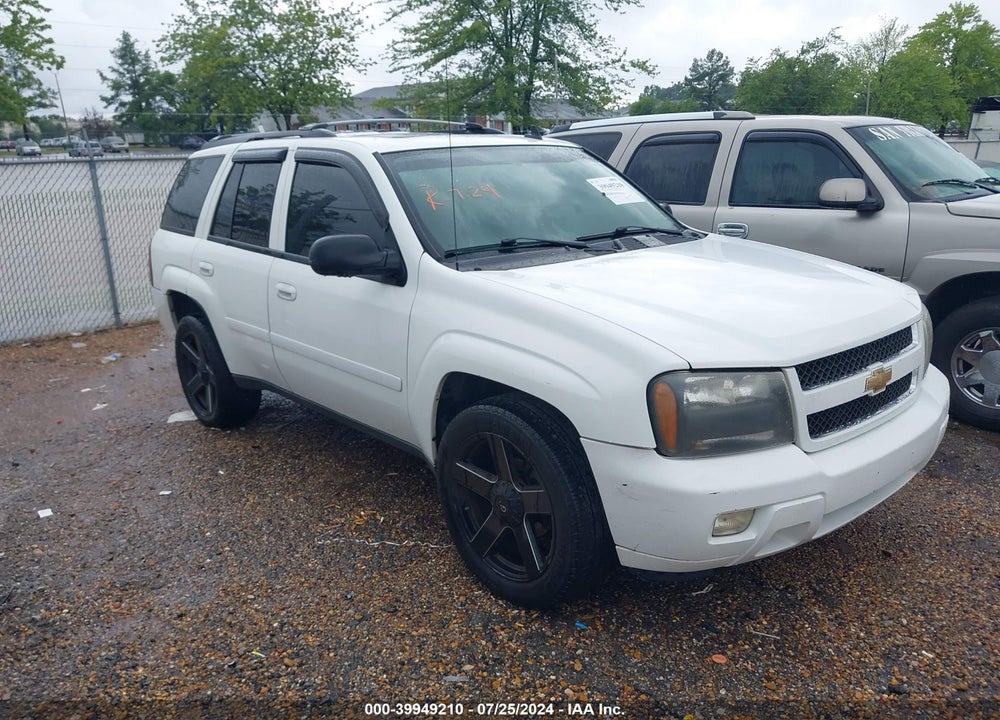 2008 CHEVROLET TRAILBLAZER LT VIN: 1GNDS13S682162513
