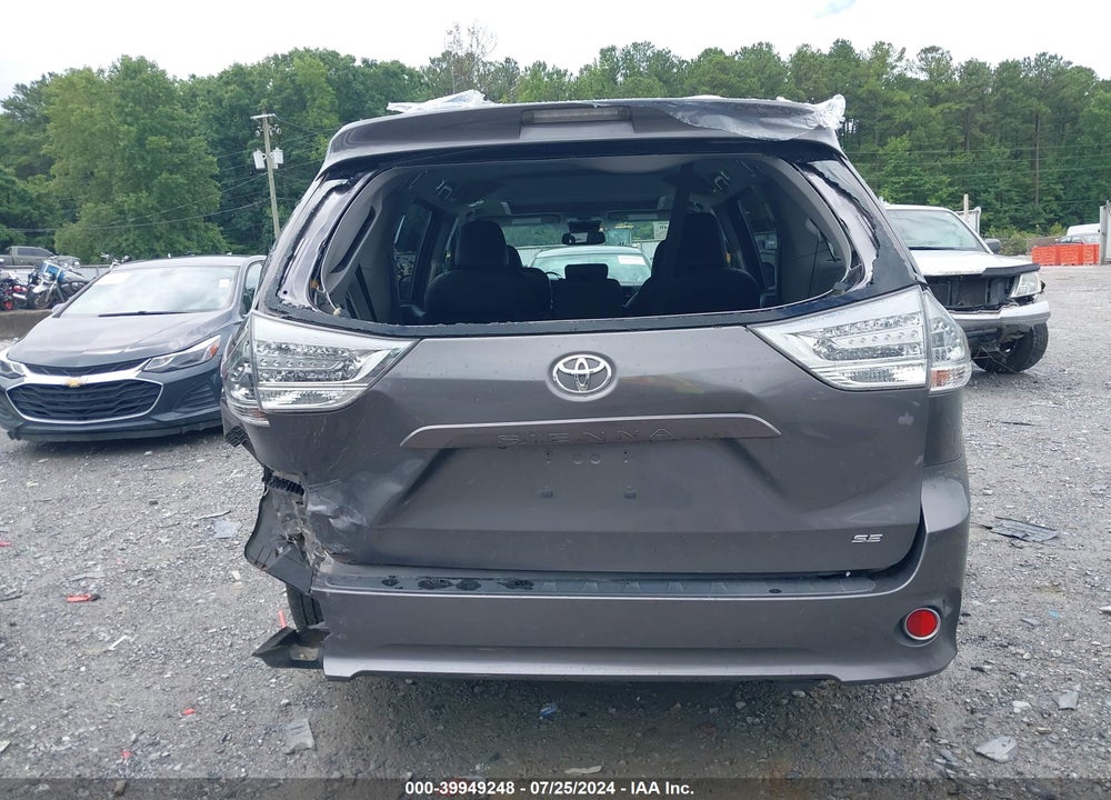 2017 TOYOTA SIENNA SE 8 PASSENGER VIN: 5TDXZ3DC1HS829548