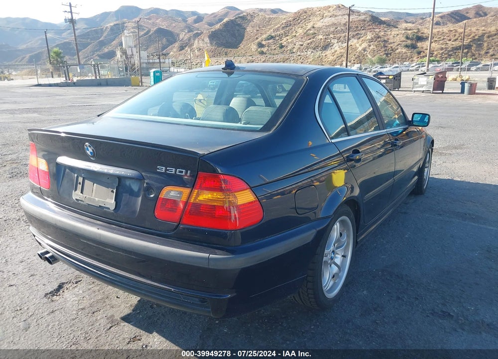 2004 BMW 330I VIN: WBAEV53414KM36494