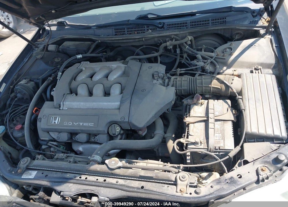 2002 HONDA ACCORD 3.0 EX VIN: 1HGCG16572A042231