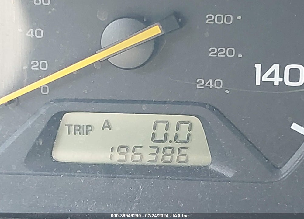 2002 HONDA ACCORD 3.0 EX VIN: 1HGCG16572A042231