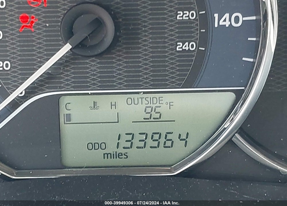 2014 TOYOTA COROLLA VIN: 2T1BURHE5EC157666