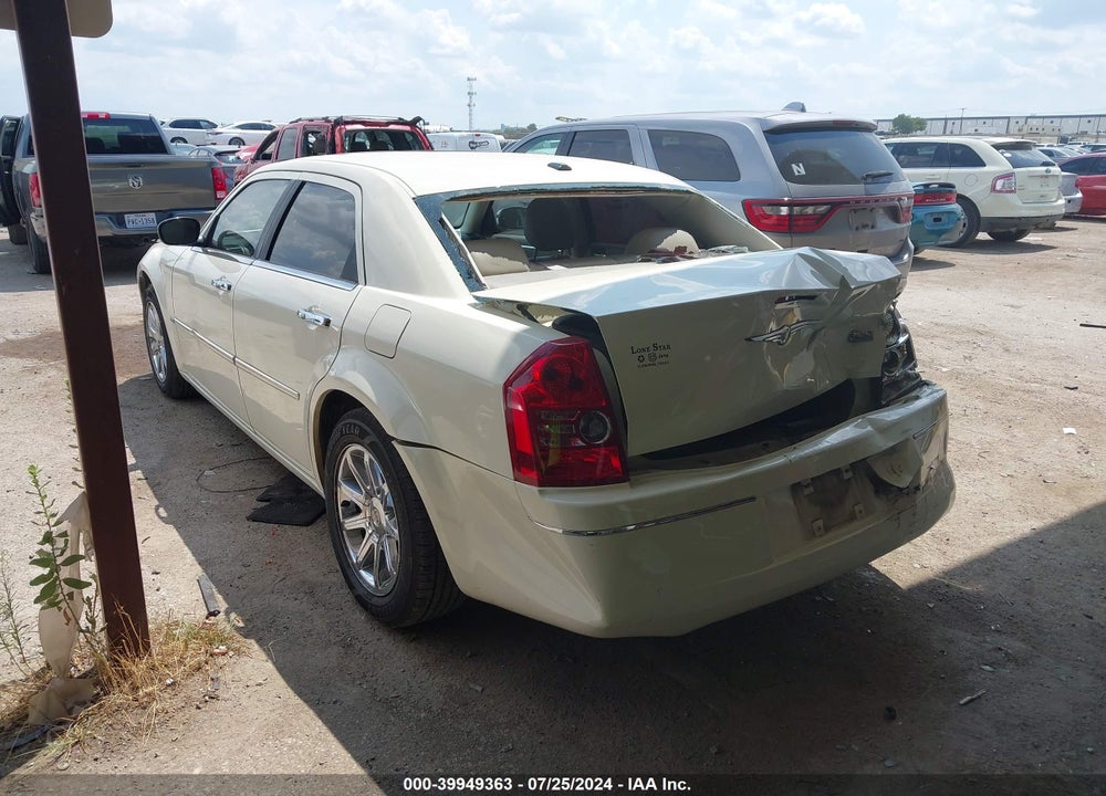 2010 CHRYSLER 300 TOURING/SIGNATURE SERIES/EXECUTIVE SERIES VIN: 2C3CA5CV4AH135515